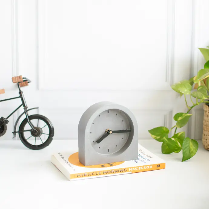 DC1 - Desk clock mold